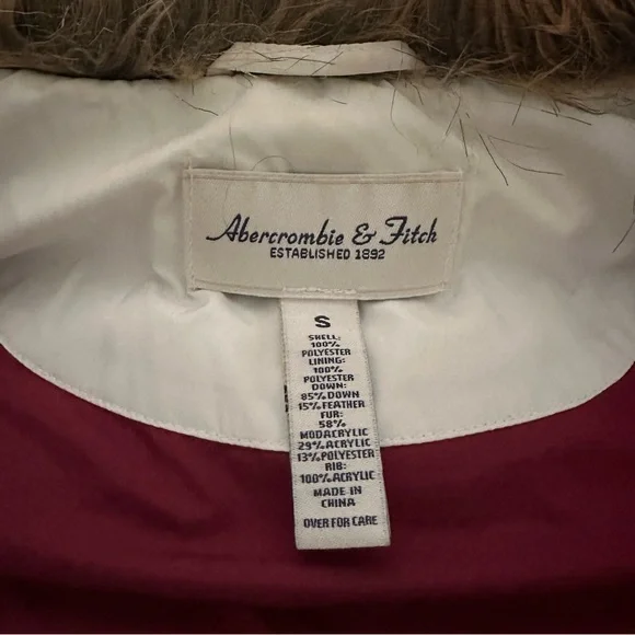 Abercrombie & Fitch White and Brown Fur Faux Collar Vest S - Picture 8 of 8